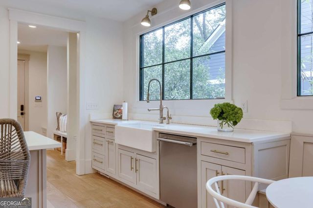 185 Oakland Way, Athens, GA 30606
