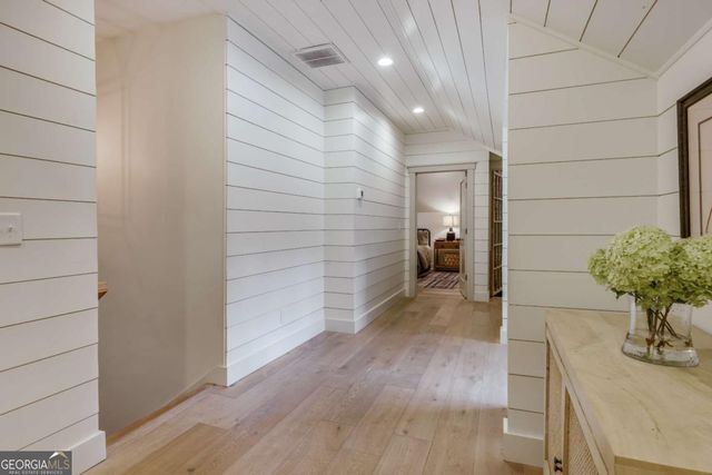 185 Oakland Way, Athens, GA 30606
