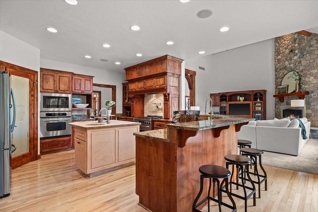 N69W34498 Oconomowoc ROAD, Oconomowoc, WI 53066