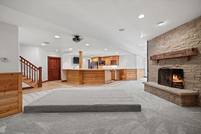 N69W34498 Oconomowoc ROAD, Oconomowoc, WI 53066