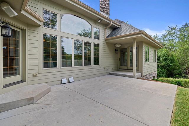 N69W34498 Oconomowoc ROAD, Oconomowoc, WI 53066