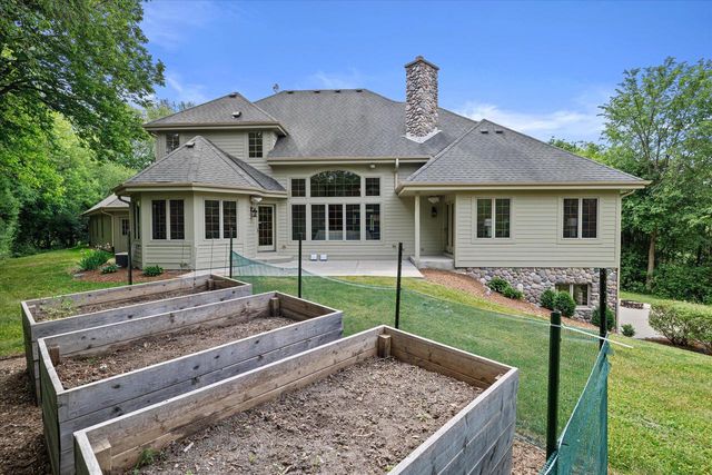 N69W34498 Oconomowoc ROAD, Oconomowoc, WI 53066