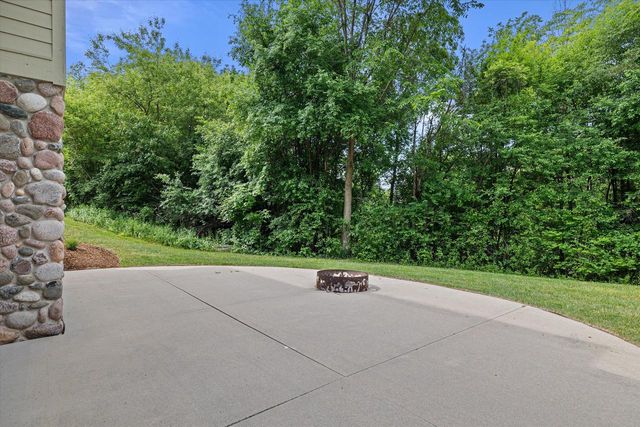 N69W34498 Oconomowoc ROAD, Oconomowoc, WI 53066