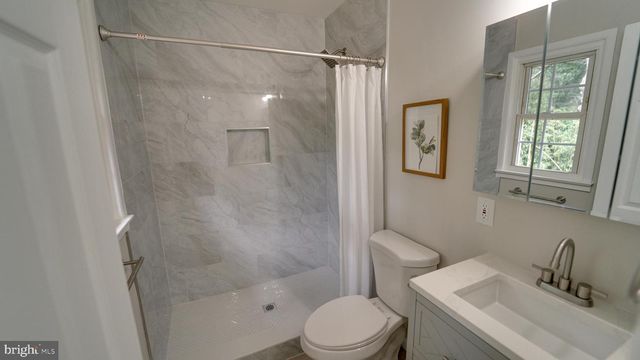2208 PRINCESS ANNE LN, Woodbridge, VA 22191