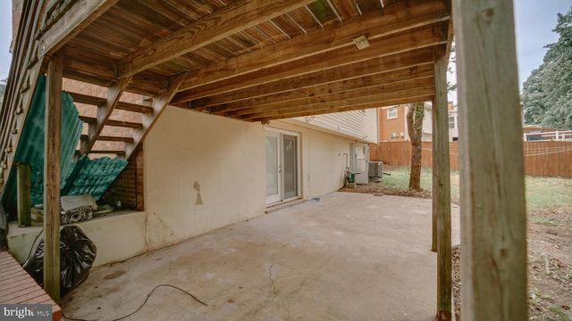 2208 PRINCESS ANNE LN, Woodbridge, VA 22191
