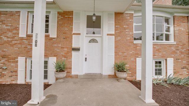2208 PRINCESS ANNE LN, Woodbridge, VA 22191