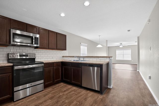 6523 Port Elizabeth, Converse, TX 78109