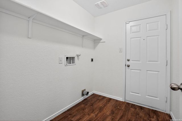 6523 Port Elizabeth, Converse, TX 78109