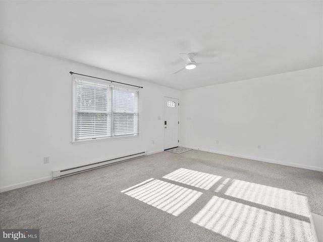 8 POLLY TRL, Fairfield, PA 17320