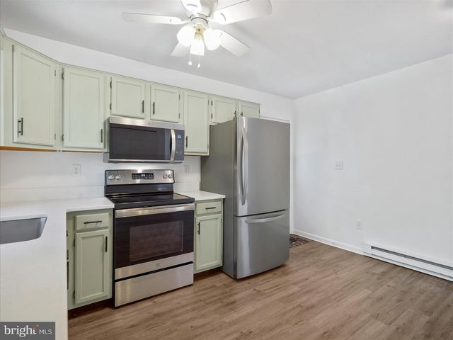 8 POLLY TRL, Fairfield, PA 17320