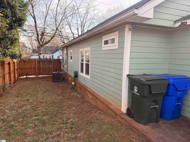 320 Ackley Road, Greenville, SC 29607