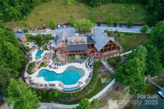 126 Mossycup Court, Tuckasegee, NC 28783