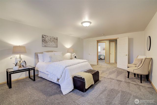 803 3rd Avenue NW, Puyallup, WA 98371