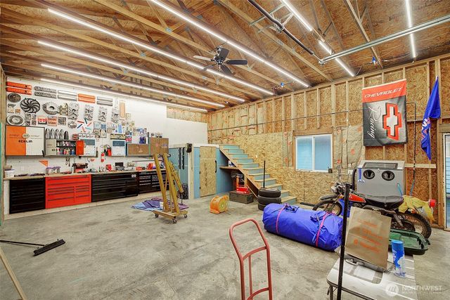 803 3rd Avenue NW, Puyallup, WA 98371