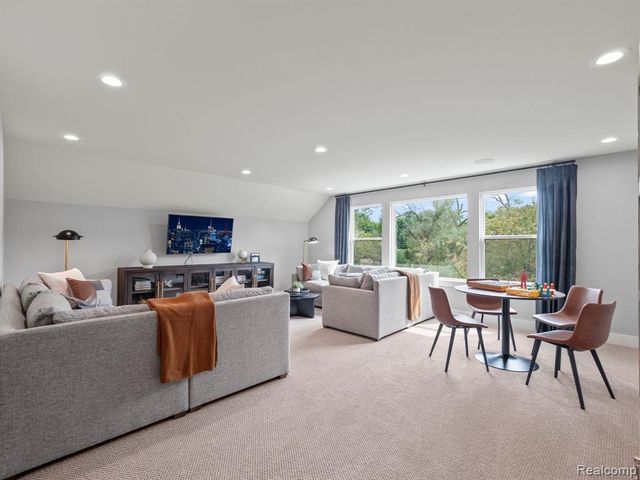 3768 Kinsley Boulevard, Ann Arbor, MI 48105