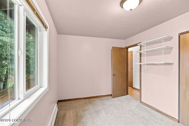 821 Jay Circle, Anchorage, AK 99504