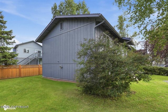 821 Jay Circle, Anchorage, AK 99504