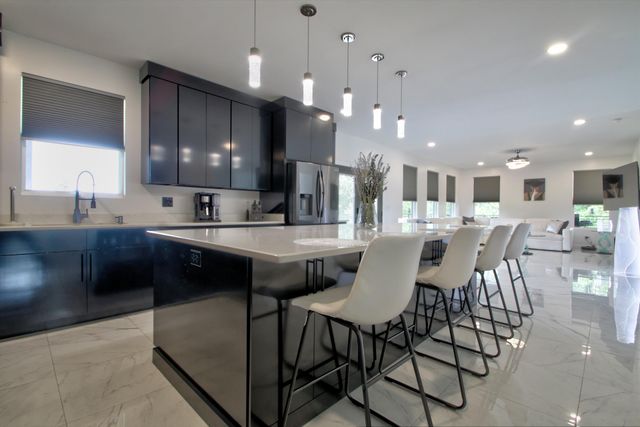 1069 Sinking Creek Road, London, KY 40741