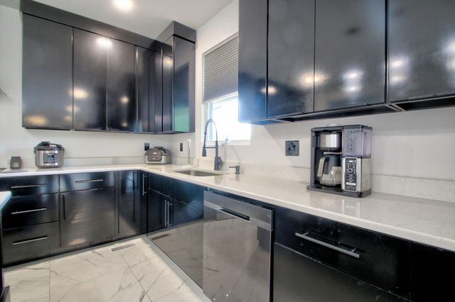 1069 Sinking Creek Road, London, KY 40741