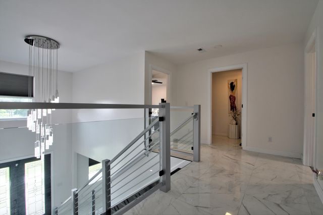 1069 Sinking Creek Road, London, KY 40741