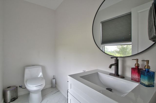 1069 Sinking Creek Road, London, KY 40741