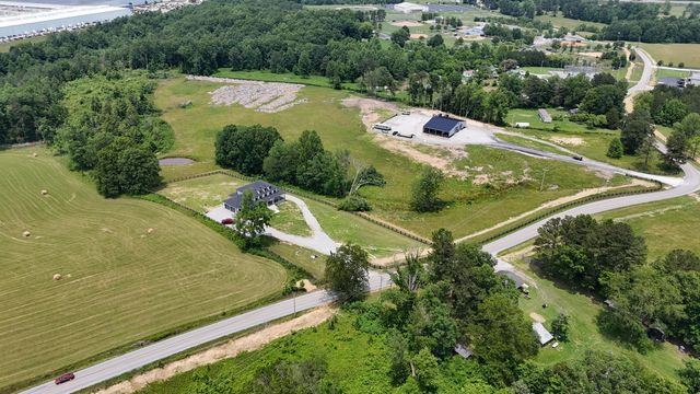 1069 Sinking Creek Road, London, KY 40741