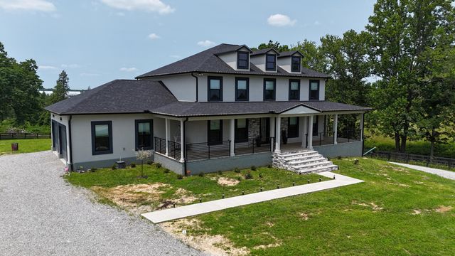 1069 Sinking Creek Road, London, KY 40741