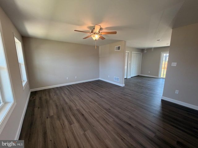 306 RINE DR, Shippensburg, PA 17257