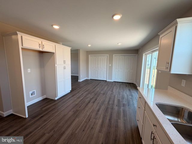 306 RINE DR, Shippensburg, PA 17257