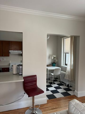 82 Jersey 44, Boston, MA 02215