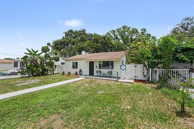 3719 39TH STREET N, St Petersburg, FL 33713