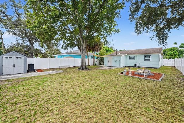 3719 39TH STREET N, St Petersburg, FL 33713