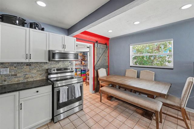 3719 39TH STREET N, St Petersburg, FL 33713
