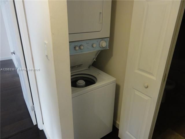 600 NE 36th Street 402, Miami, FL 33137
