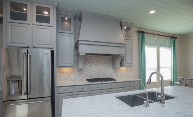 5126 Anthony Springs Lane, Sugar Land, TX 77479