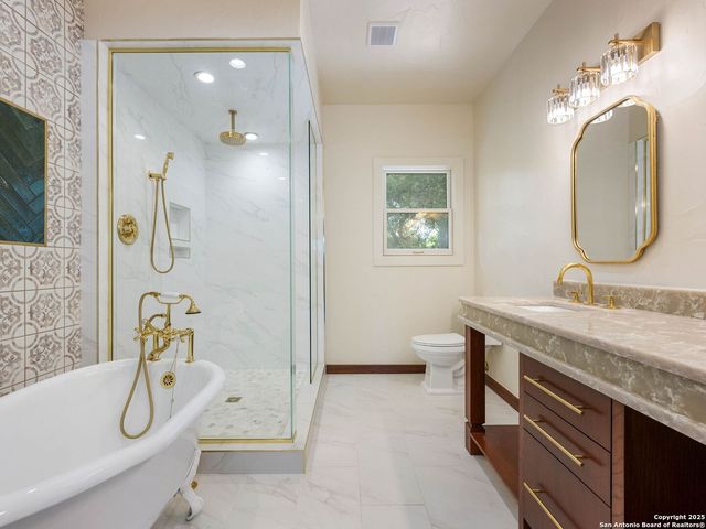 421 E Hildebrand, San Antonio, TX 78212