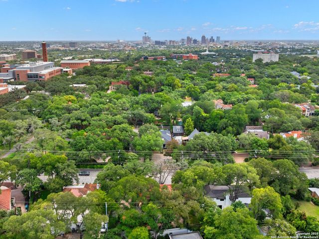 421 E Hildebrand, San Antonio, TX 78212