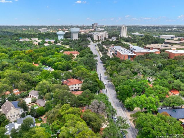 421 E Hildebrand, San Antonio, TX 78212