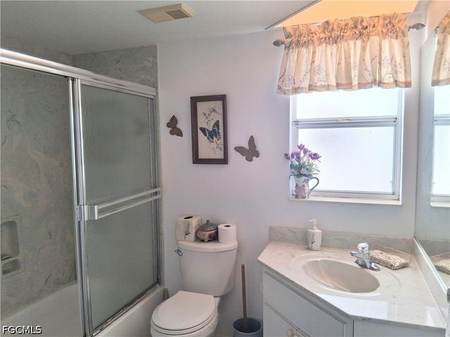 59 Camelot Gardens BLVD 109, Lehigh Acres, FL 33936