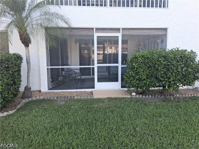 59 Camelot Gardens BLVD 109, Lehigh Acres, FL 33936