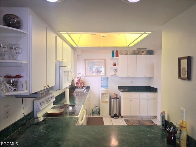 59 Camelot Gardens BLVD 109, Lehigh Acres, FL 33936