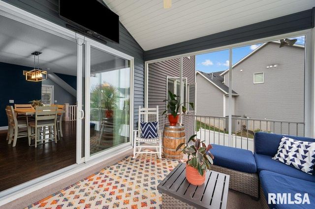 5197 WINGATE Court, Bettendorf, IA 52722