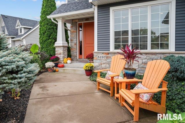 5197 WINGATE Court, Bettendorf, IA 52722