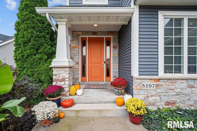 5197 WINGATE Court, Bettendorf, IA 52722