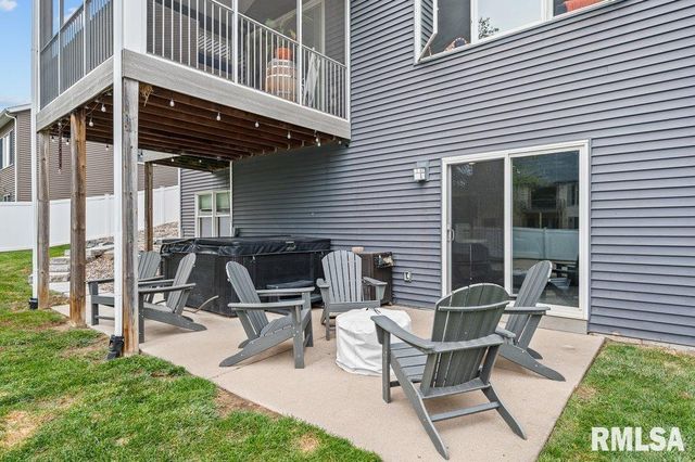 5197 WINGATE Court, Bettendorf, IA 52722