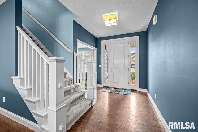 5197 WINGATE Court, Bettendorf, IA 52722