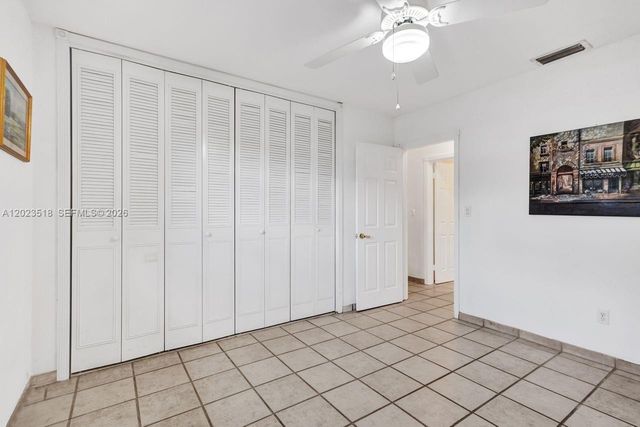 8521 SW 86th Ct, Miami, FL 33143