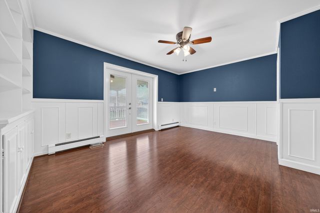 308 E WILSON Street, Swayzee, IN 46986