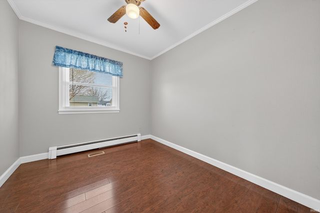 308 E WILSON Street, Swayzee, IN 46986