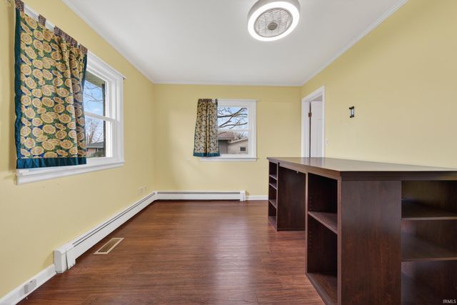 308 E WILSON Street, Swayzee, IN 46986